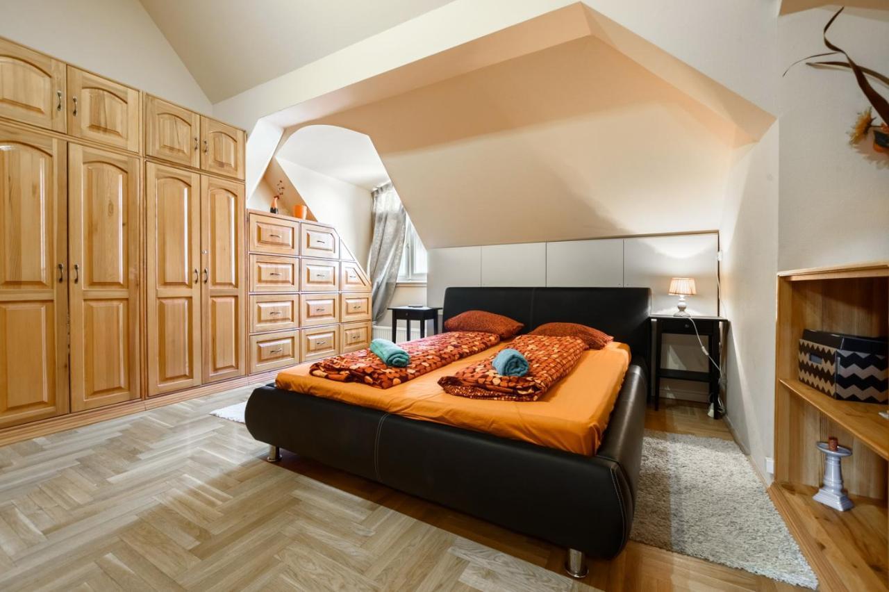 View To The Roofs Luxury Apartment With 2 Bedrooms Budapeşte Dış mekan fotoğraf