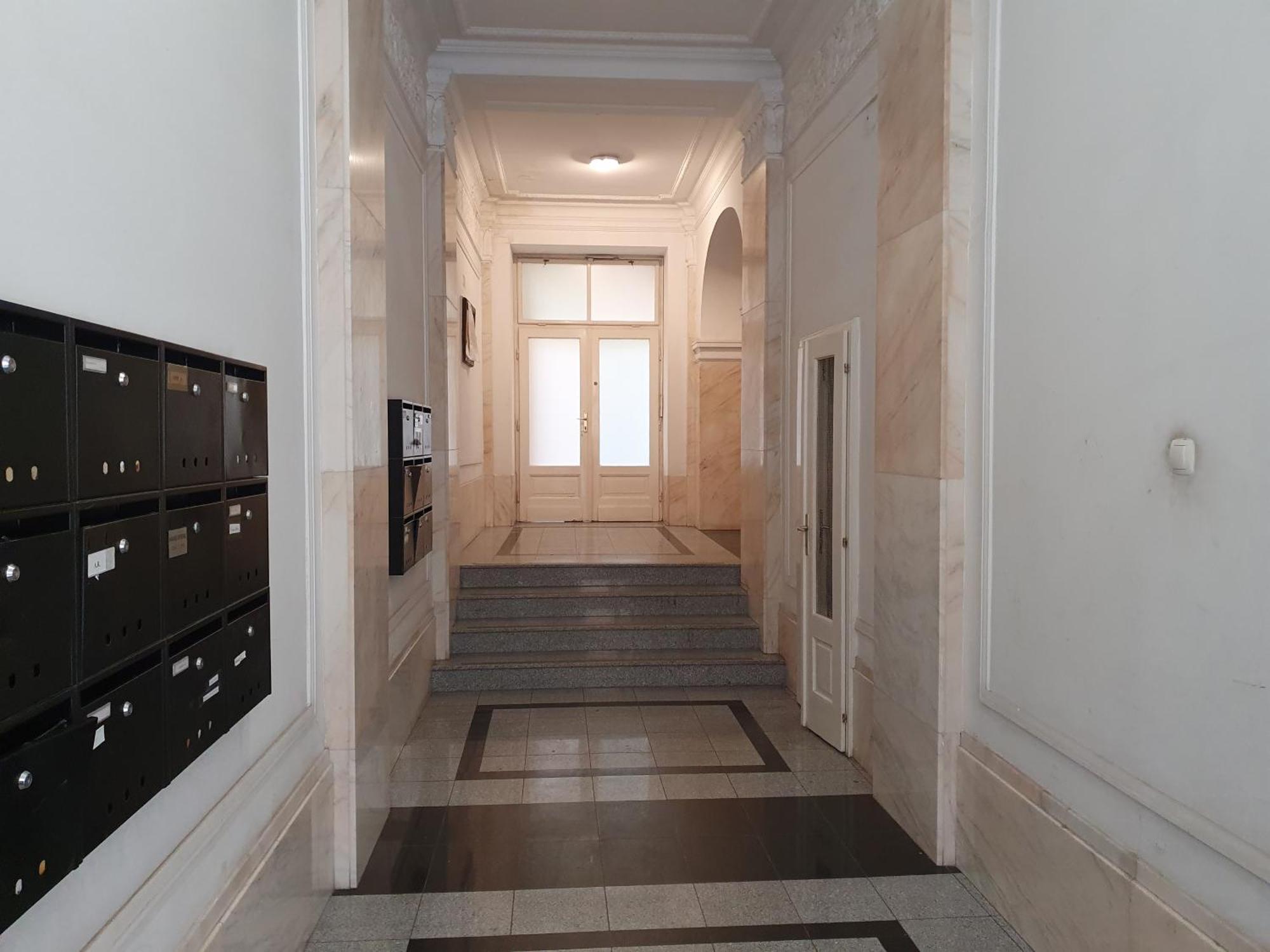 View To The Roofs Luxury Apartment With 2 Bedrooms Budapeşte Dış mekan fotoğraf